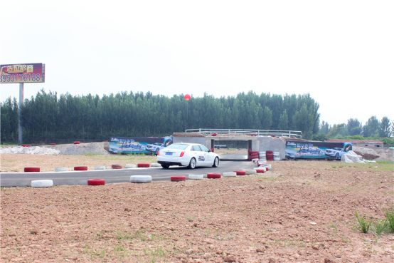 2016.8.15 ���������� �����Ѳμӳ�����ս�����������ǵĳ���˧����567.png