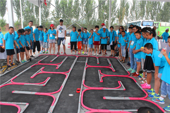 2016.8.15 ���������� �����Ѳμӳ�����ս�����������ǵĳ���˧����644.png