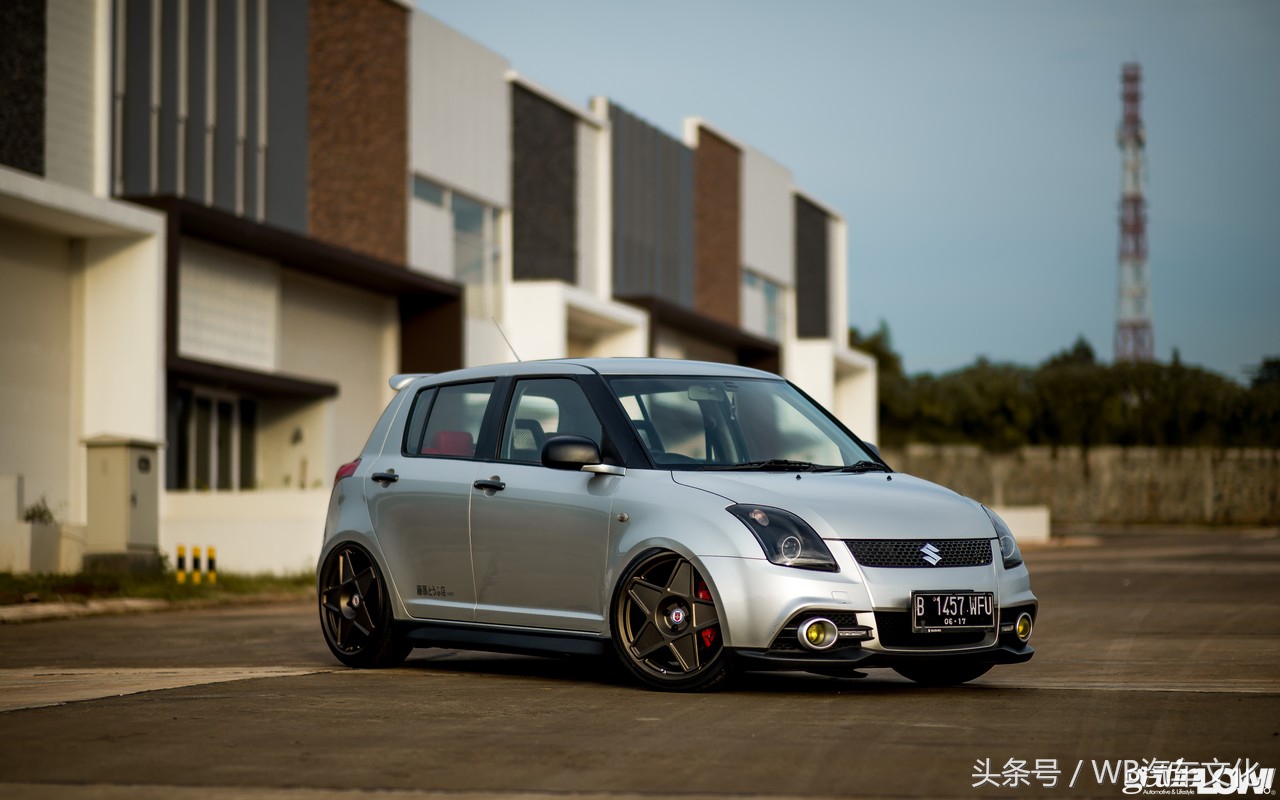 ��װ�����ͣ�2012 Suzuki Swift-5.jpg