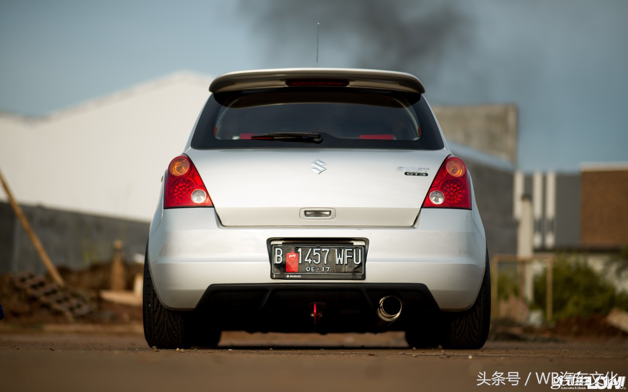 ��װ�����ͣ�2012 Suzuki Swift-6.jpg