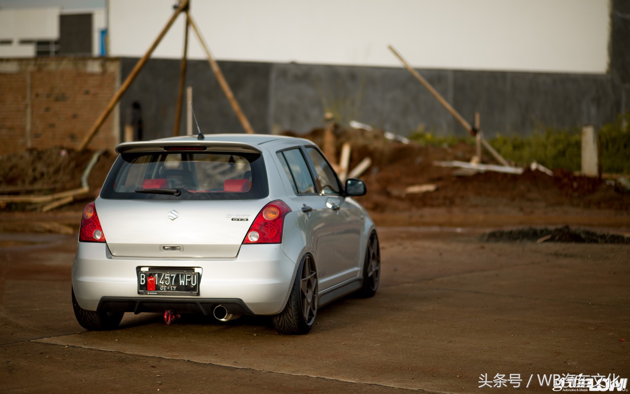 ��װ�����ͣ�2012 Suzuki Swift-12.jpg