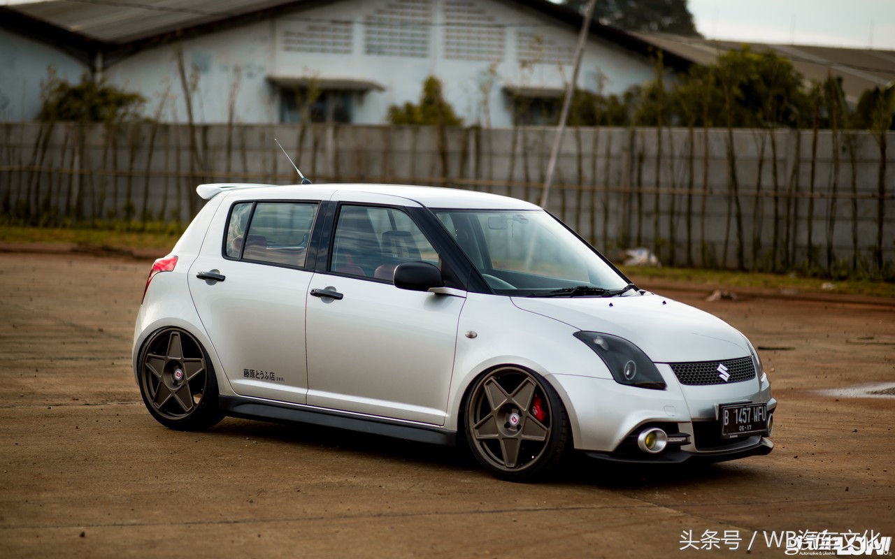 ��װ�����ͣ�2012 Suzuki Swift-13.jpg