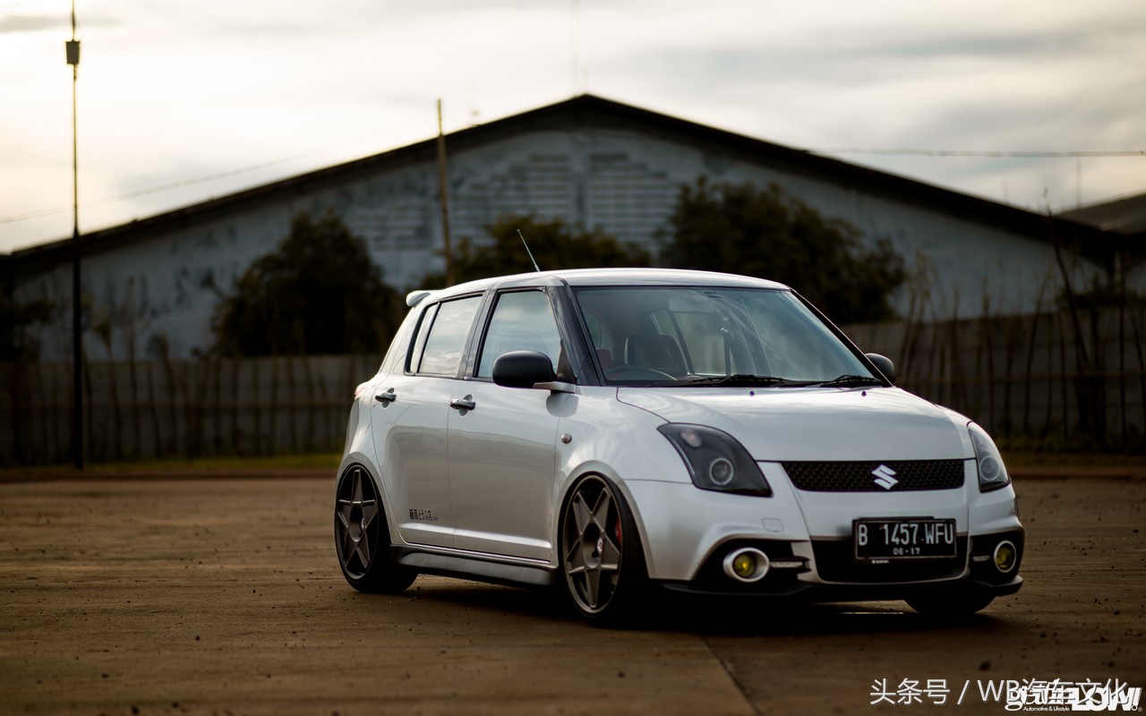 ��װ�����ͣ�2012 Suzuki Swift-11.jpg