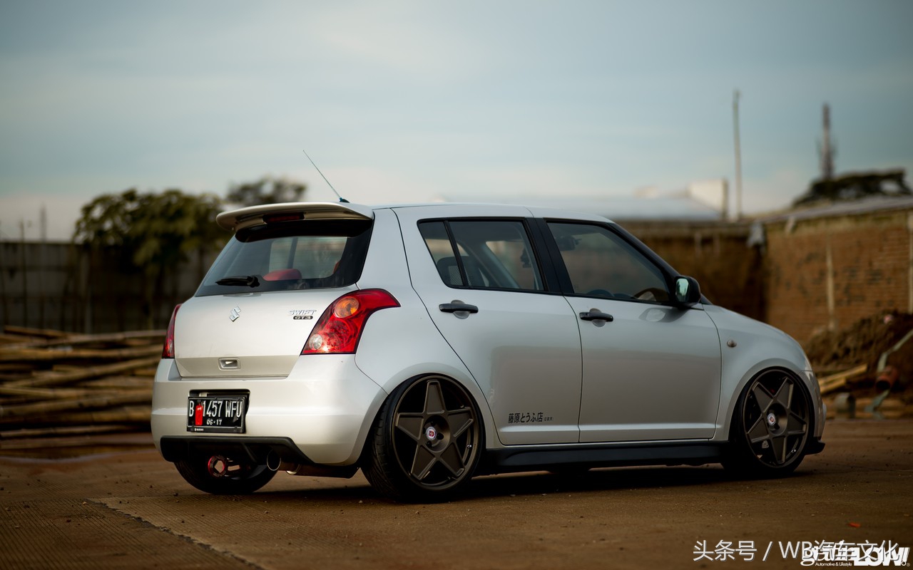 ��װ�����ͣ�2012 Suzuki Swift-17.jpg