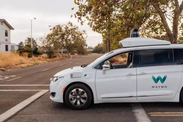 ���˼�ʻ����ը�����ȸ�ҵ�Waymo����Ƶ��ʾ��������δ��-15.jpg