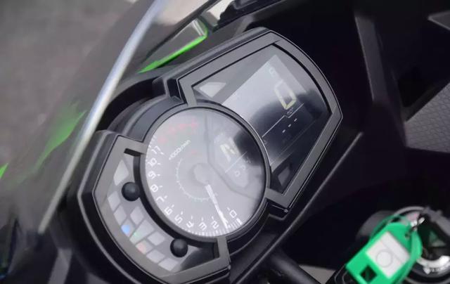 4.98�򣬴���Ninja 400������ʽ���������˸����45ƥ������-4.jpg