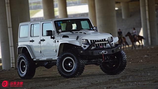 ΪԽҰ���� ���������˸�װ����-2.jpg