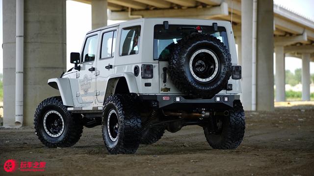 ΪԽҰ���� ���������˸�װ����-5.jpg