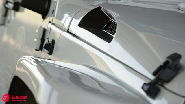 ΪԽҰ���� ���������˸�װ����-8.jpg