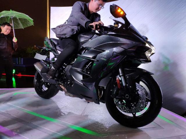 ��������˵Ļ�е��ѹ�������Ninja H2 SX�ۼ�27.7��Ԫ��-5.jpg