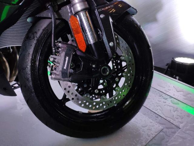 ��������˵Ļ�е��ѹ�������Ninja H2 SX�ۼ�27.7��Ԫ��-17.jpg