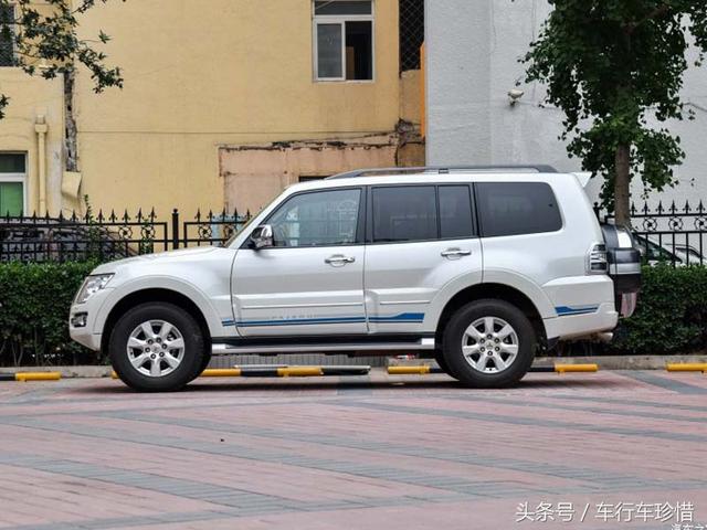 ������Я�������ԽҰ���İ棬����4.9��3.0L V6������������˫��-18.jpg