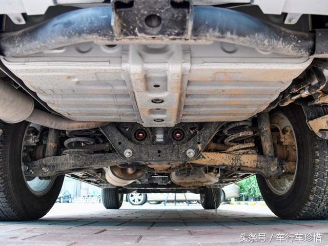 ������Я�������ԽҰ���İ棬����4.9��3.0L V6������������˫��-24.jpg