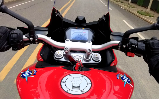 MV Agusta Turismo Veloce 800�Լݣ����׵�ʱ����-31.jpg